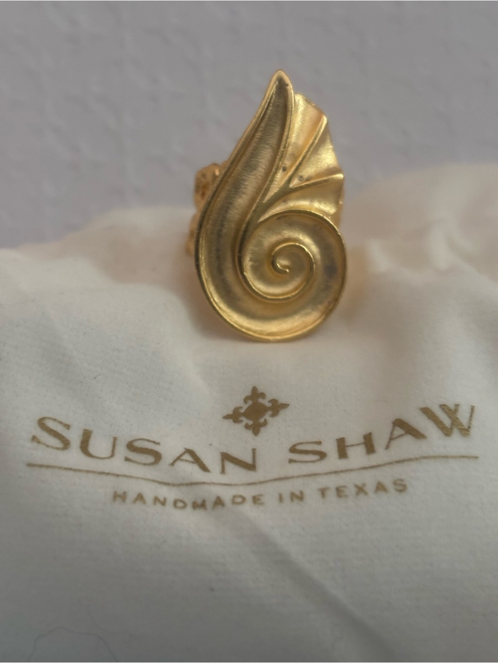 Gold-Tone Spiral shellStatement Ring